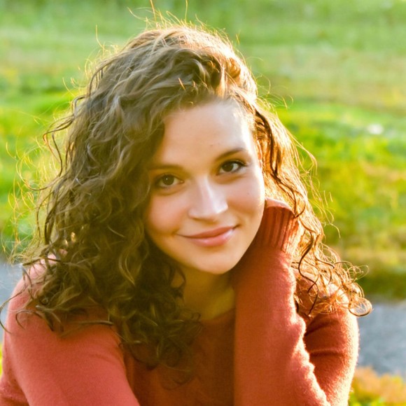 Meet your Posher, Carissa - Picture 1 of 5